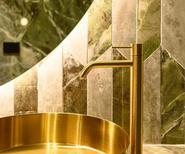 Oda ve Kahvaltı Luxury Napoli